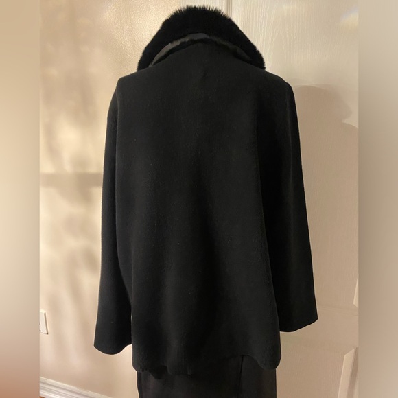 Ann Klein Elegant Black Fur-Collar Jacket L - Picture 6 of 8